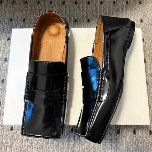 Mocassini moda pelle punta