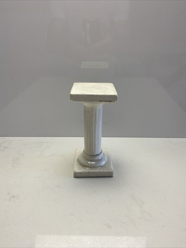 Antico espositore colonna