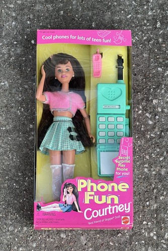 Barbie 1995 phone - fun, courtney