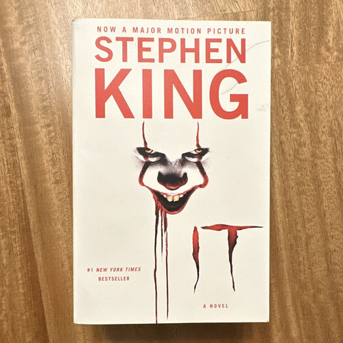 Stephen king paperback - king,