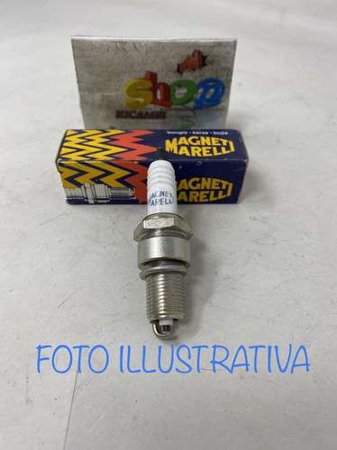 Candela spark plug - plug, bougie