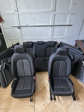 Interni completi di Sedili