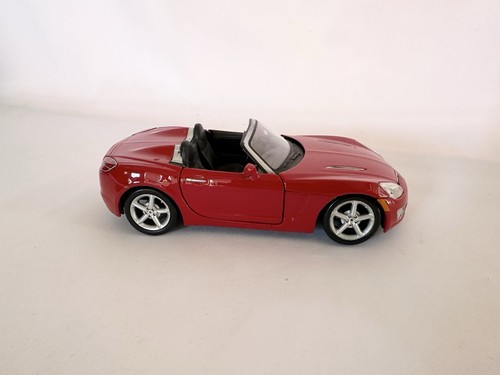 Maisto saturn sky redline 24 - maisto,
