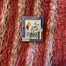 Ufficio Diocesi Pellegrinaggi Bergamo Enamel Badge - Lorioli Milan