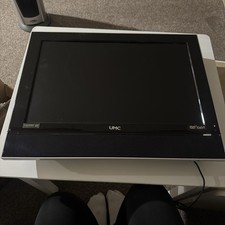 TV LCD NERO UMC 19" -