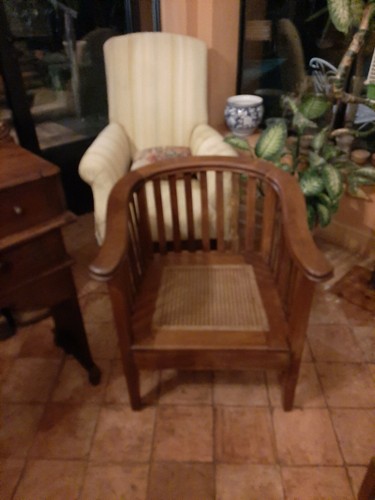 Poltroncina coloniale in -  poltroncina,