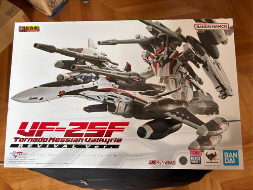 Bandai chogokin macross - dx,