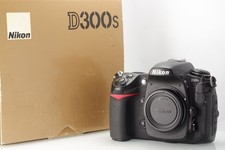 Nikon D300s Body in Very Good  Condition With Box Shutter Count 64708