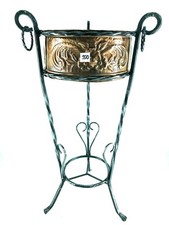 Portavasi in ferro con