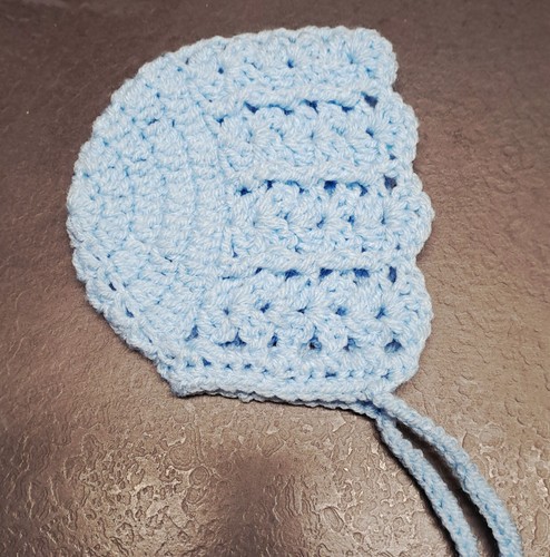 Cappello bambino all'uncinetto