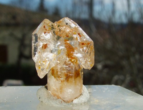 Minerali grezzi - -,
