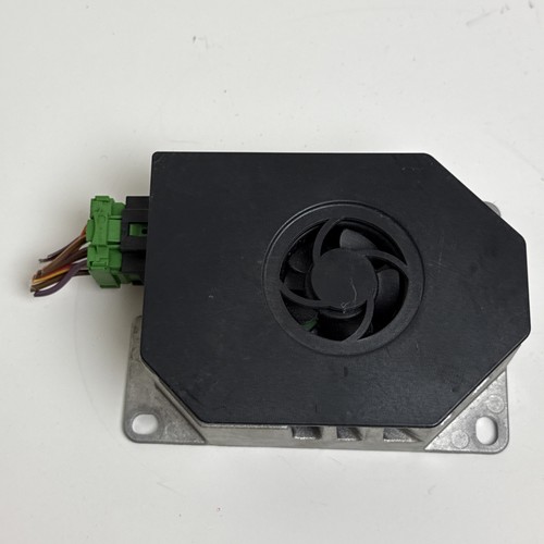 2010 mercedes glk subwoofer - 2010,