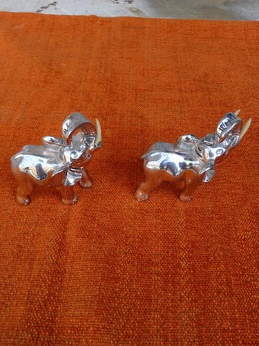Coppia piccoli elefanti - coppia,