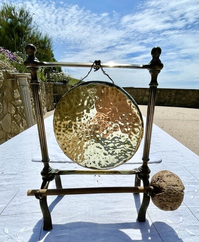 Antique brass gong with hammer - brass,