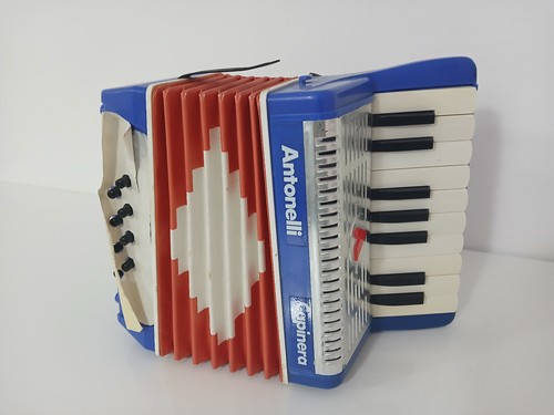 Fisarmonica giocattolo vintage