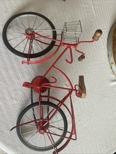 Bicicletta decorativa rossa 19