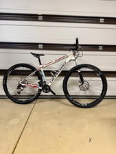 Cannondale F29 Mountain Bike