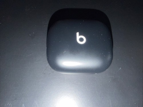Beats dre powerbeats - by, dr.