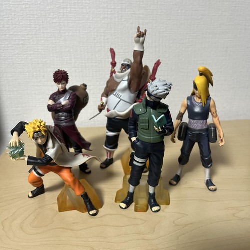 Lotto figurine naruto - di,