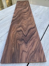 Grande pezzo di legno esotico