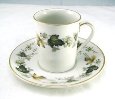 Royal Doulton Porcellana Fine