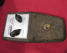 Pedale chitarra fuzz vintage Vox Tone Bender anni 60 numero di serie 35818