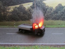 Camion 1:87 MB incendio pieno