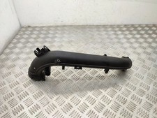 Volkswagen Golf VIII 2020 Benzin/Elektro 110kW Schlauch Leitung Ladeluftkühler