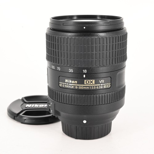Nikon nikkor 300 mm - 18-300,