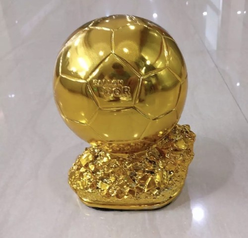 Pallone oro coppa trofeo - d'oro,