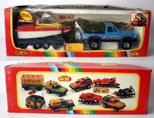 RARO RIMORCHIO JEEP E BARCA A MOTORE VINTAGE ANNI 80 GIODI PICK UP 2 PRESSOFUSO ITALIA NUOVO!