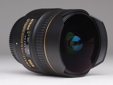 Nikon AF DX Fisheye-Nikkor