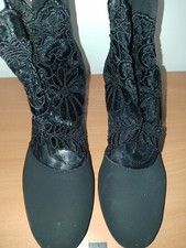 Vendo scarpe nere eleganti - nere,