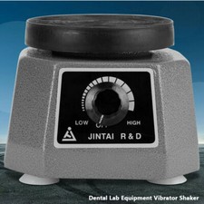 Vibratore per gesso dentale