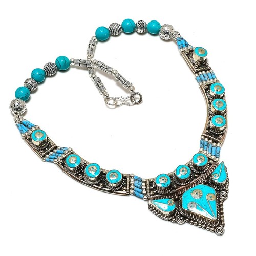 Collana con pietre - , preziose