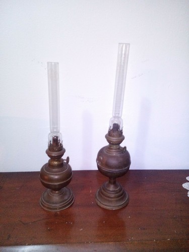 Coppia lume lucerna - coppia, a