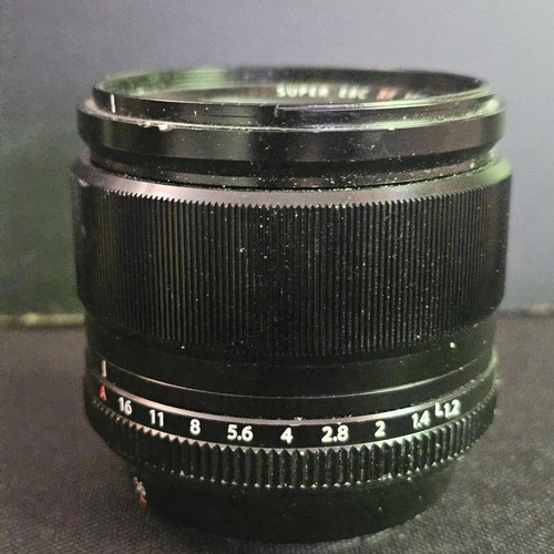 Fujifilm 56mm 2 r - fujifilm,