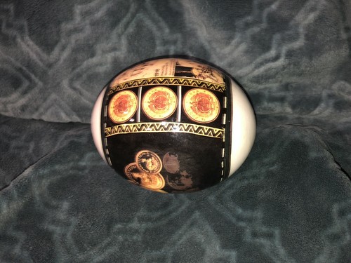Ostrich egg decoupage - ostrich, decoupage?