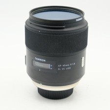 Obiettivo Tamron SP 45mm F1.8