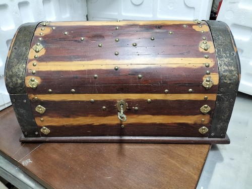 Bellissimo baule legno - in,