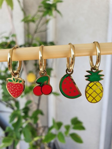 Orecchini con ciondoli frutta