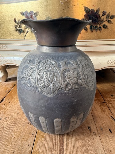 Vaso vintage indiano ottone