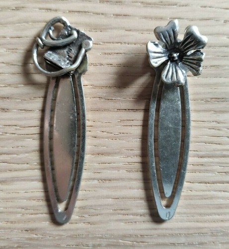 Lotto 2 spillette pins - di,