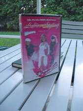 Salsa dancing ladies - salsa,