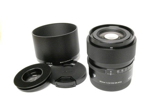 Obiettivo sigma 90 mm - /,