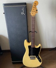Imballaggio sicuro Fender Musicmaster 1977!