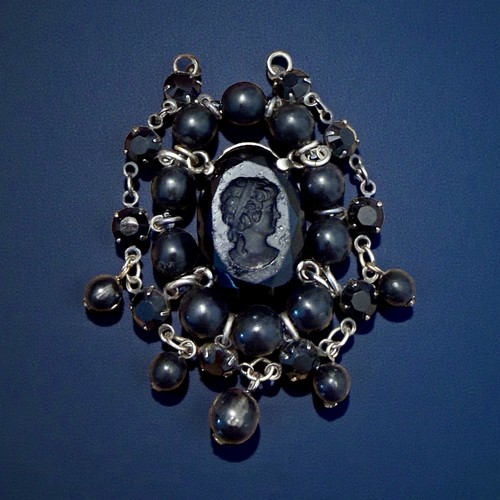 Gioiello antico con cammeo - antico,