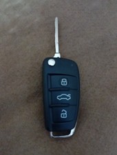 Telecomando chiave guscio per AUDI A1 A3 A4 A6 A8 TT  3 tasti*