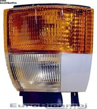 FANALINO ANTERIORE PER NISSAN