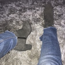 Tronchetti Alexia In Camoscio Grigio Numero 39